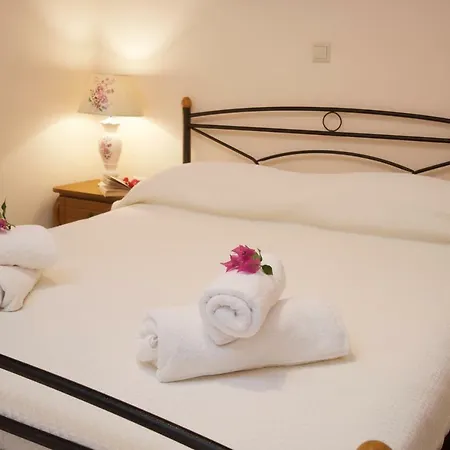 Apollon In דירה ארגוסטולי