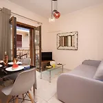 Apollon In Apartment
