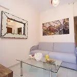 Apollon In Apartment