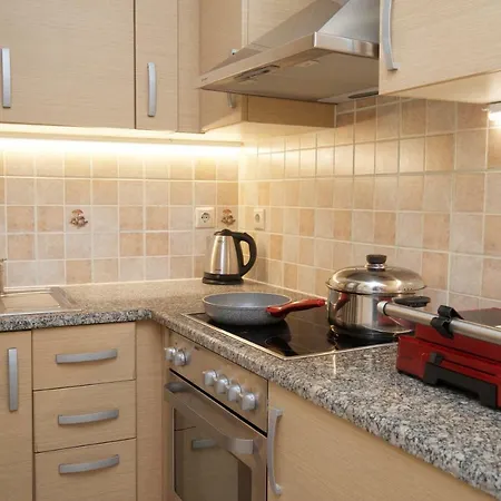 Apollon In Appartement